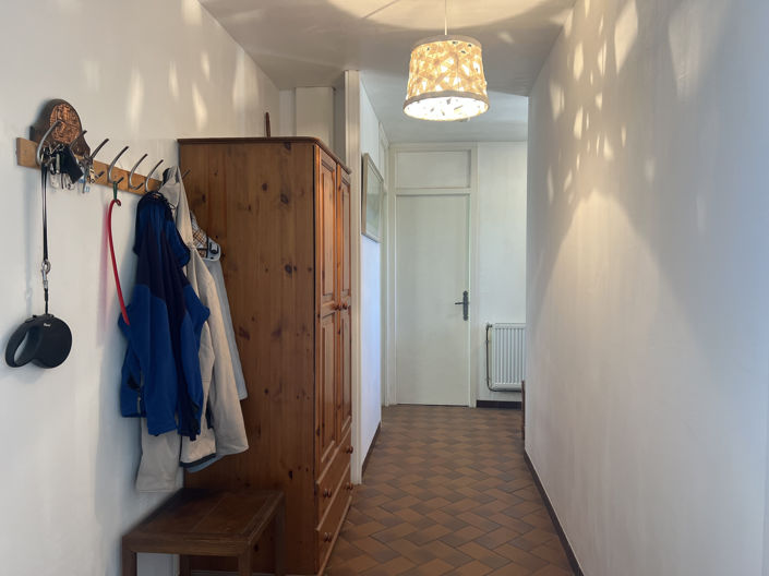 Image No.10-2 Bed House for sale