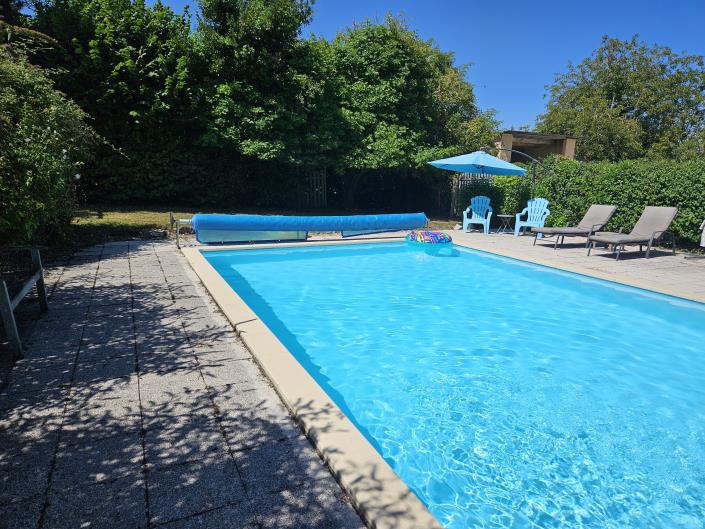 Image No.2-Maison de campagne de 3 chambres à vendre à Cunèges