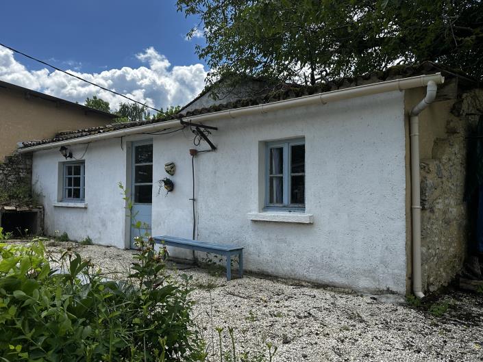 Image No.8-Maison de campagne de 3 chambres à vendre à Cunèges