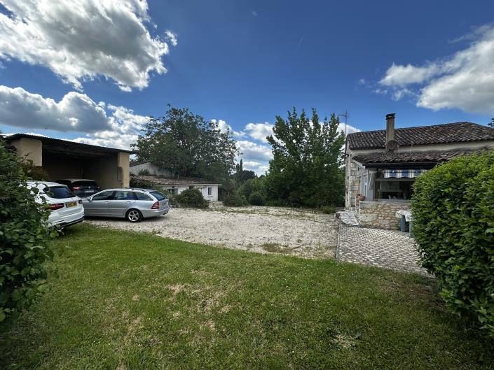 Image No.24-Maison de campagne de 3 chambres à vendre à Cunèges