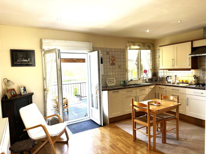 Image No.11-2 Bed Villa / Detached for sale