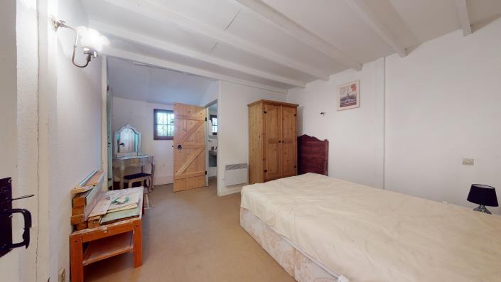 Image No.15-3 Bed Village House for sale