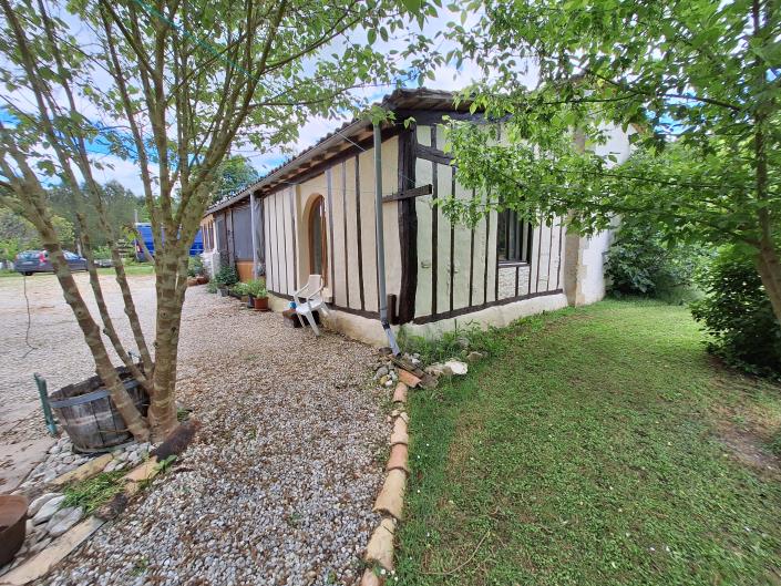 Image No.23-Maison de campagne de 3 chambres à vendre à Sérignac-Péboudou