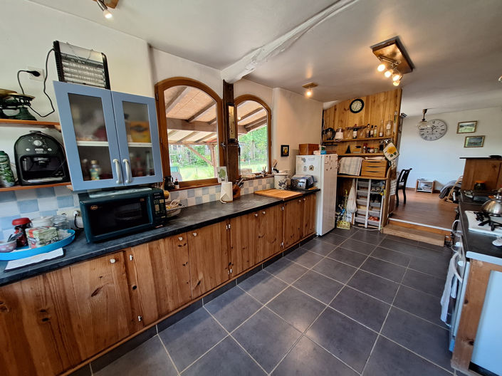 Image No.6-3 Bed House for sale