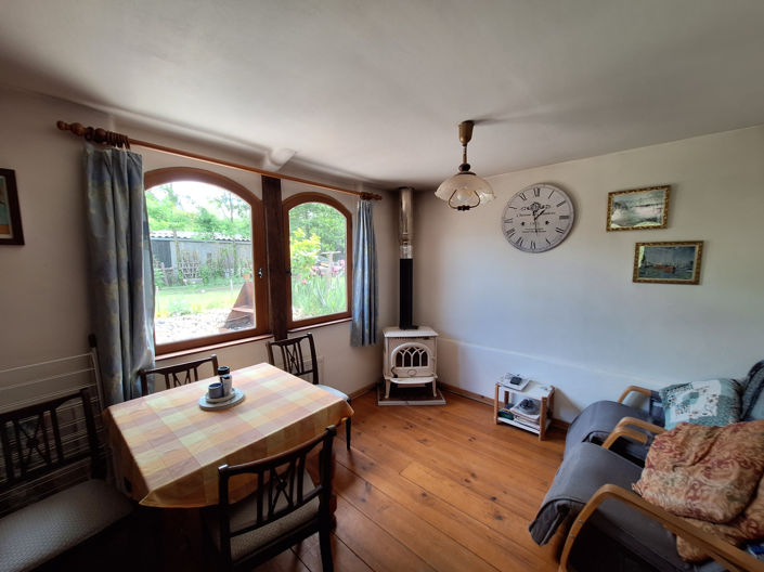 Image No.8-3 Bed House for sale