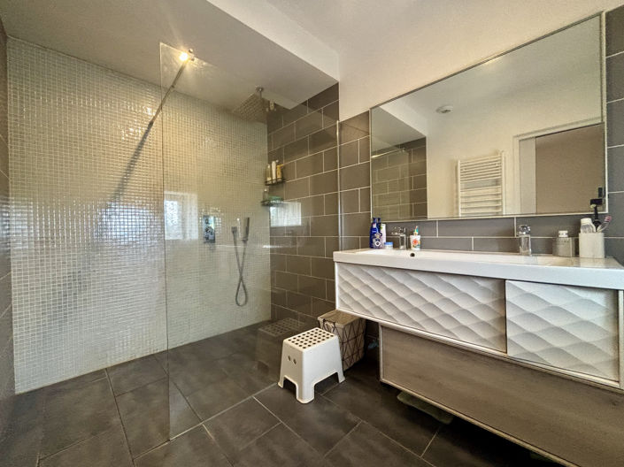 Image No.17-Maison de 7 chambres à vendre à Casseneuil