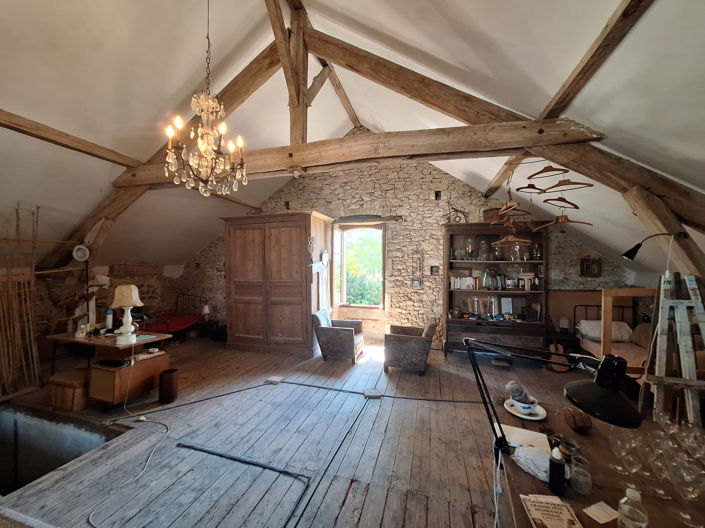 Image No.11-3 Bed House for sale