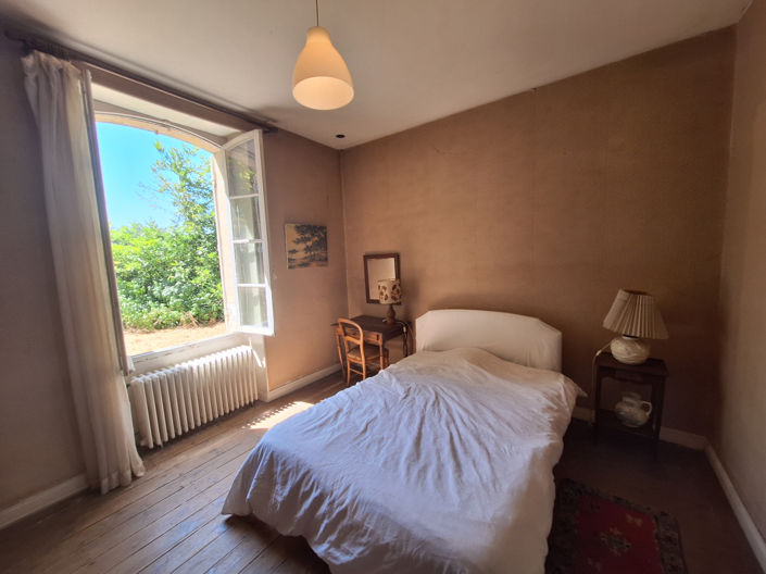 Image No.8-3 Bed House for sale