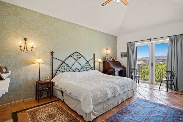 Image No.16-4 Bed Villa for sale