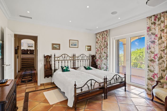 Image No.22-4 Bed Villa for sale