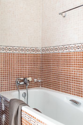 Image No.30-6 Bed Villa for sale