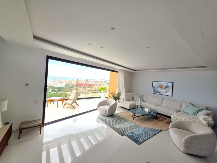 Image No.25-4 Bed Villa for sale