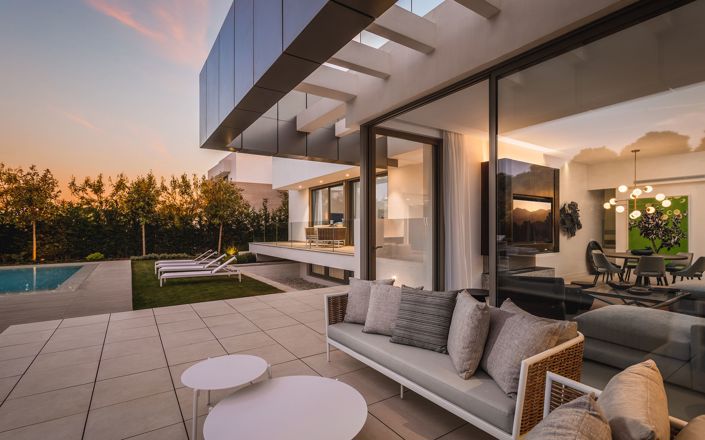 Image No.9-5 Bed Villa for sale