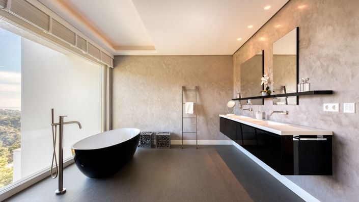 Image No.15-6 Bed Villa for sale