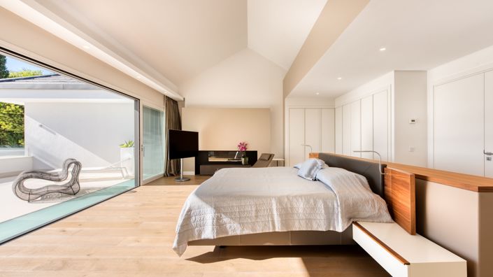 Image No.8-6 Bed Villa for sale