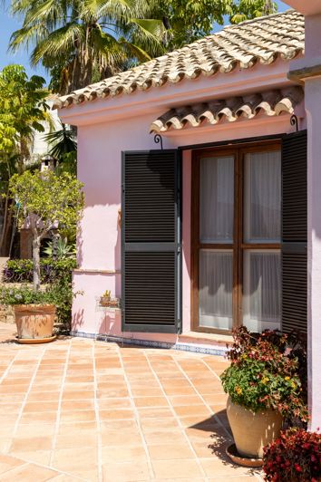 Image No.19-5 Bed Villa for sale