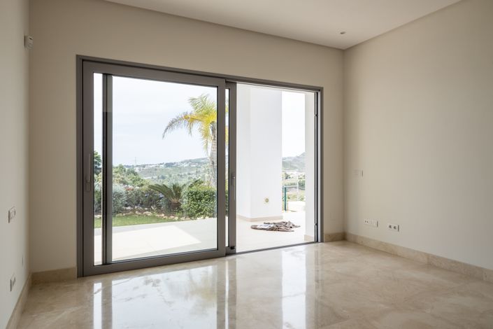 Image No.24-4 Bed Villa for sale