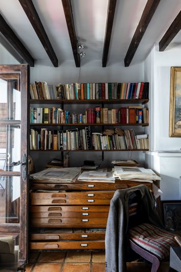 Image No.25-7 Bed Villa for sale