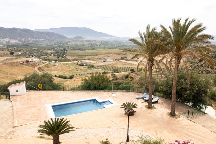 Image No.30-3 Bed House for sale