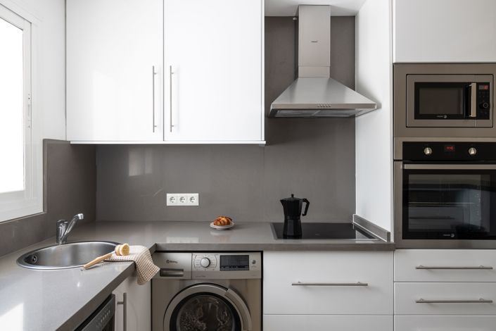 Image No.8-2 Bed Apartment for sale