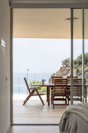 Image No.14-3 Bed Apartment for sale