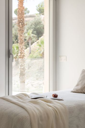 Image No.20-3 Bed Apartment for sale