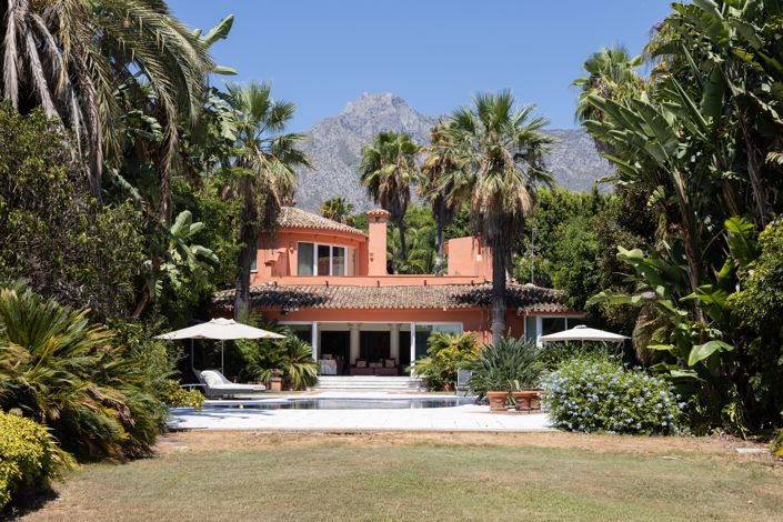 Image No.20-5 Bed Villa for sale