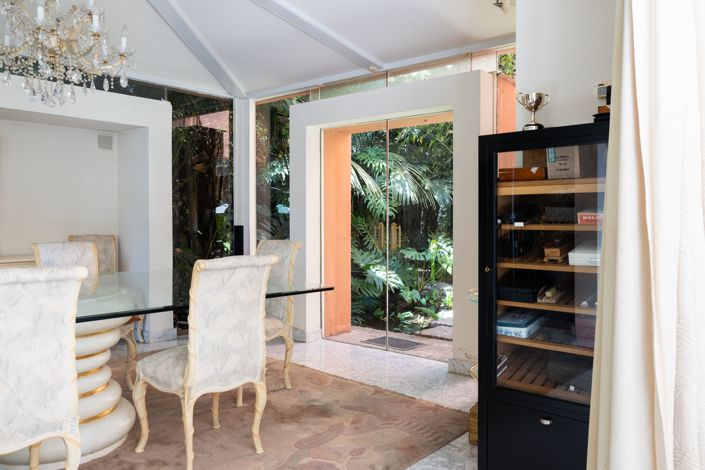 Image No.9-5 Bed Villa for sale