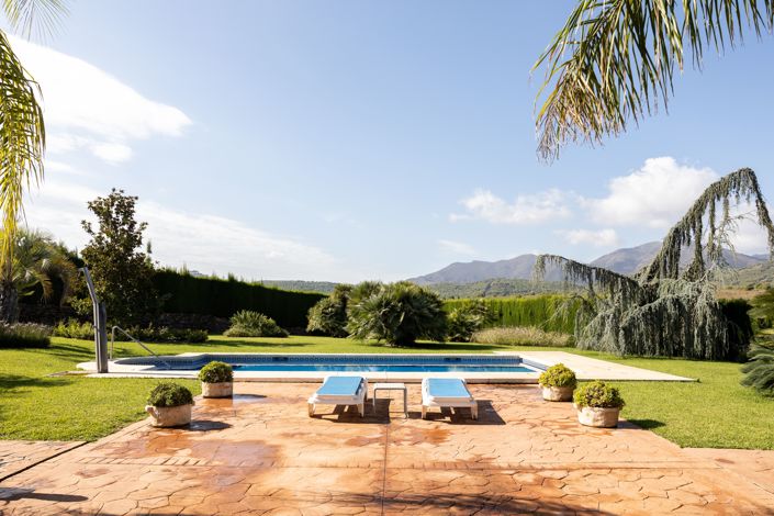 Image No.17-Maison de campagne de 8 chambres à vendre à Coin