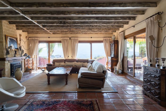 Image No.5-Maison de campagne de 8 chambres à vendre à Coin