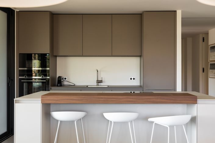 Image No.18-3 Bed Apartment for sale