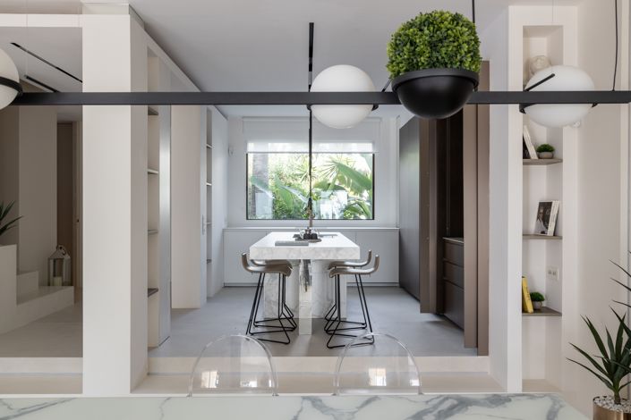 Image No.11-4 Bed Townhouse for sale