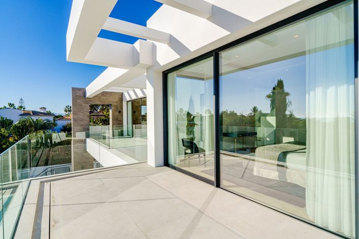 Image No.30-5 Bed Villa for sale