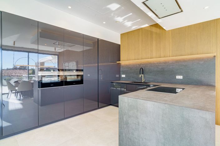 Image No.7-5 Bed Villa for sale