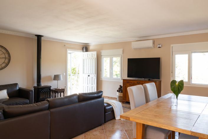 Image No.19-5 Bed Villa for sale