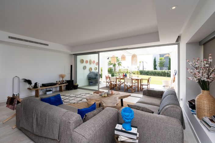 Image No.3-3 Bed Apartment for sale