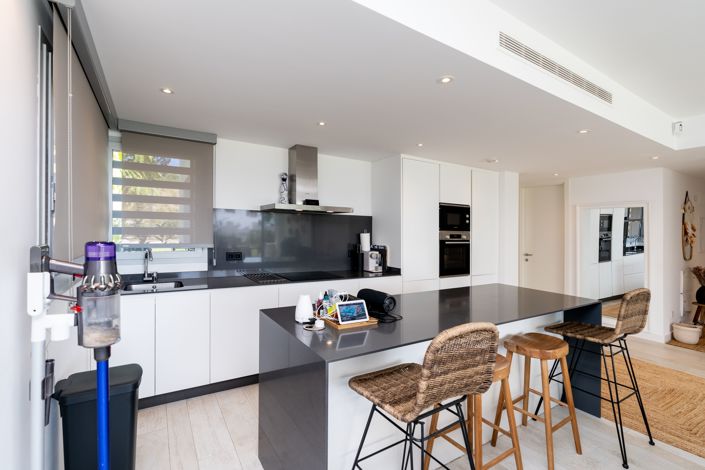 Image No.7-3 Bed Apartment for sale