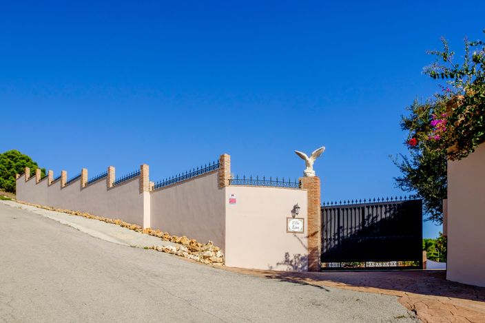 Image No.29-6 Bed Villa for sale