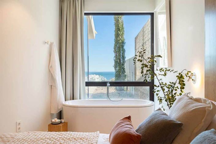 Image No.14-4 Bed Villa for sale