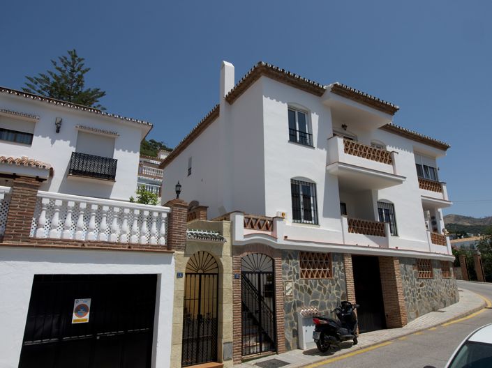 Image No.4-4 Bed Villa for sale