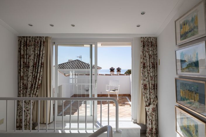 Image No.16-4 Bed Villa for sale