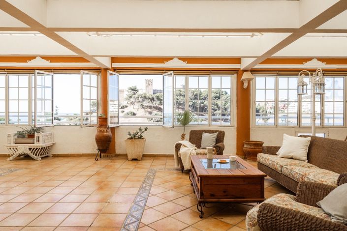 Image No.4-4 Bed Penthouse for sale