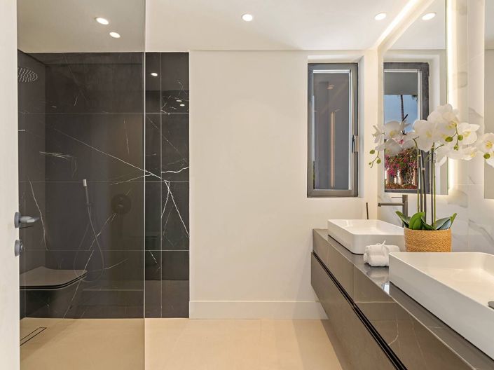 Image No.22-5 Bed Villa for sale