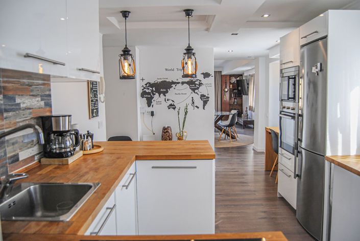 Image No.10-3 Bed Apartment for sale