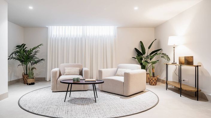 Image No.15-4 Bed House for sale