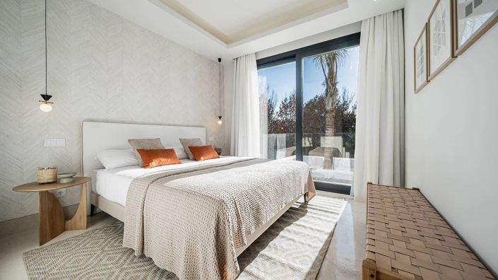 Image No.21-4 Bed House for sale