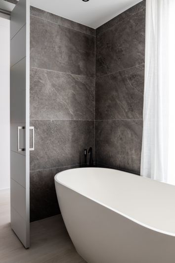 Image No.29-3 Bed Apartment for sale