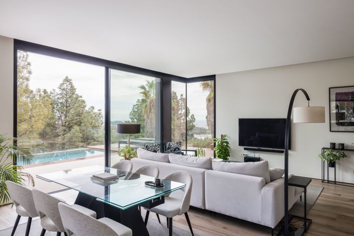 Image No.3-4 Bed House for sale