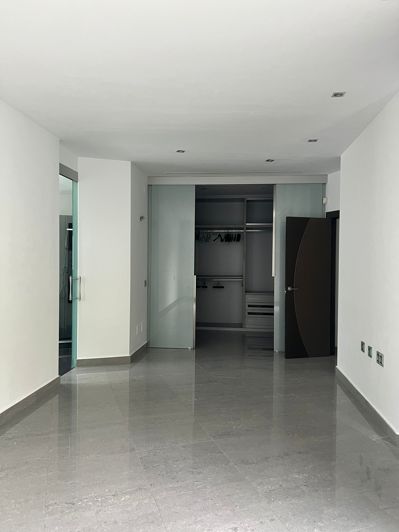 Image No.22-5 Bed Villa for sale