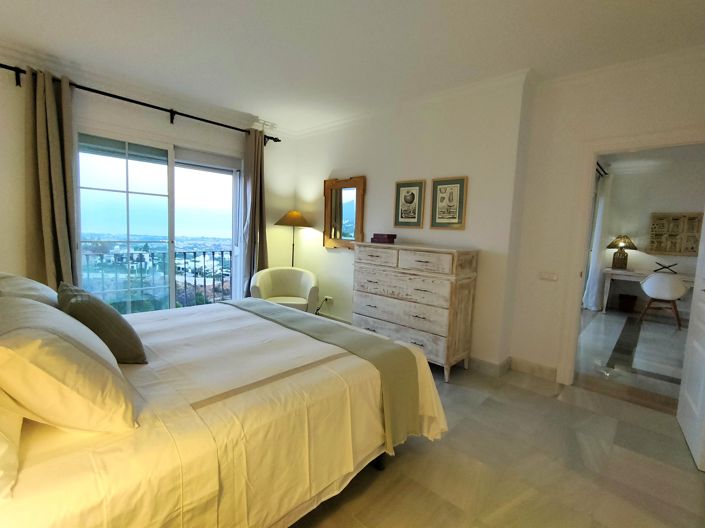 Image No.16-2 Bed Apartment for sale